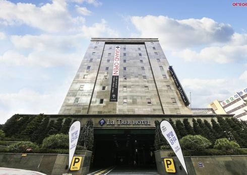 Uijeongbu Latree Hotel Exteriör bild